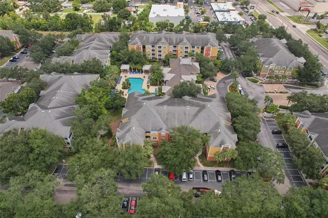 $330,000 | 4207 South Dale Mabry Highway, Unit 11207, Tampa, FL 33611