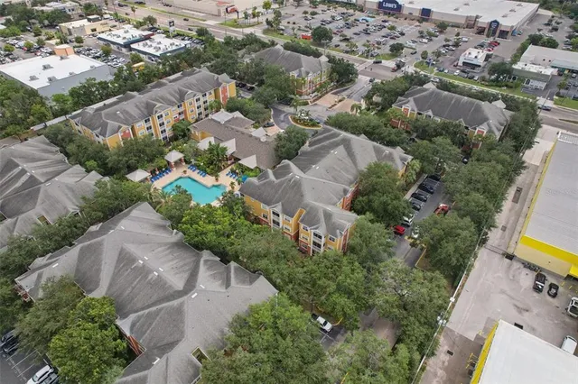 $330,000 | 4207 South Dale Mabry Highway, Unit 11207, Tampa, FL 33611