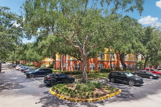 $330,000 | 4207 South Dale Mabry Highway, Unit 11207, Tampa, FL 33611