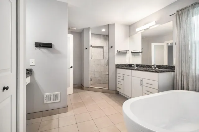 $394,900 | 583 Falcon Drive, Dundee, MI 48131