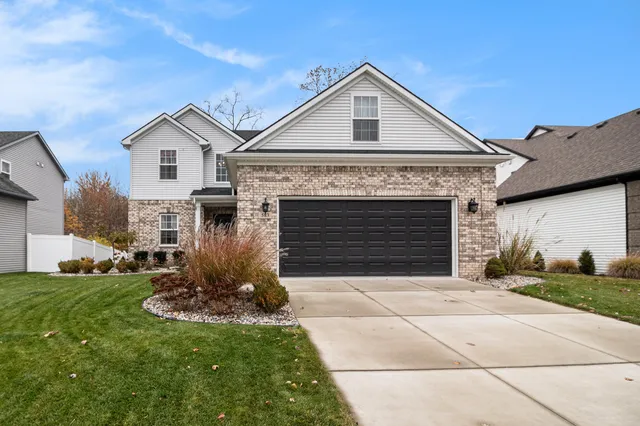 $394,900 | 583 Falcon Drive, Dundee, MI 48131