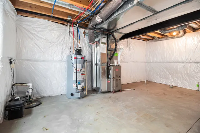 $394,900 | 583 Falcon Drive, Dundee, MI 48131