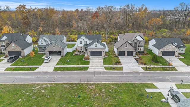$394,900 | 583 Falcon Drive, Dundee, MI 48131