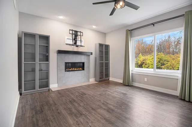 $394,900 | 583 Falcon Drive, Dundee, MI 48131