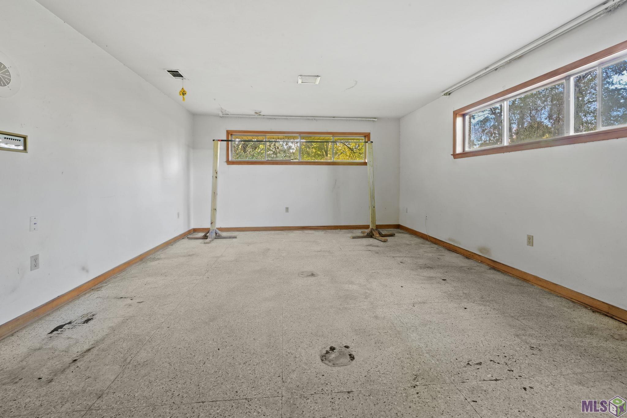 996 Staring Lane Baton Rouge, LA 70810 - Photo 16 of 21