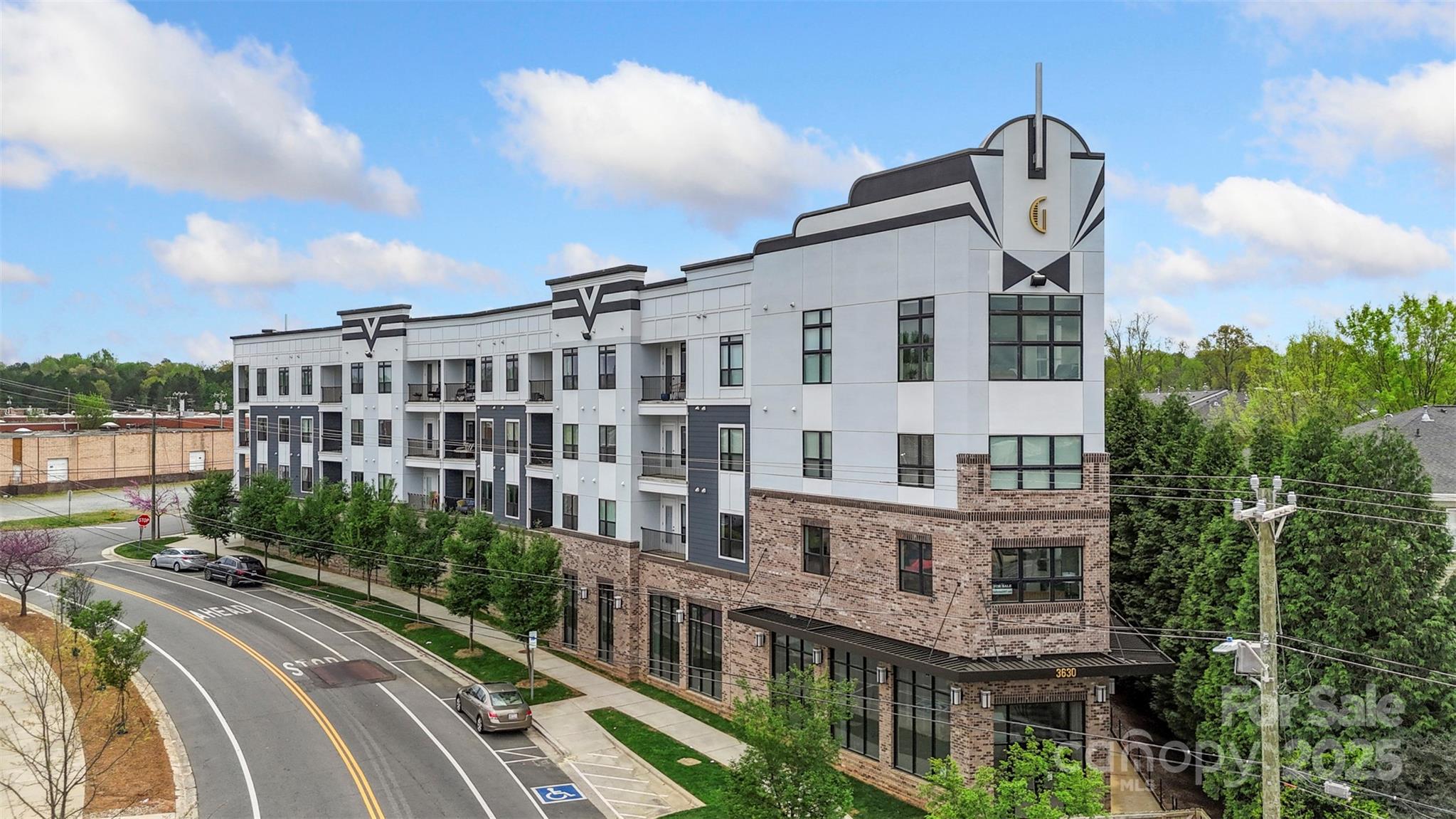 3630 North Davidson Street, Unit 3301 Charlotte, NC 28205 - Photo 33 of 33 a view of a large white building