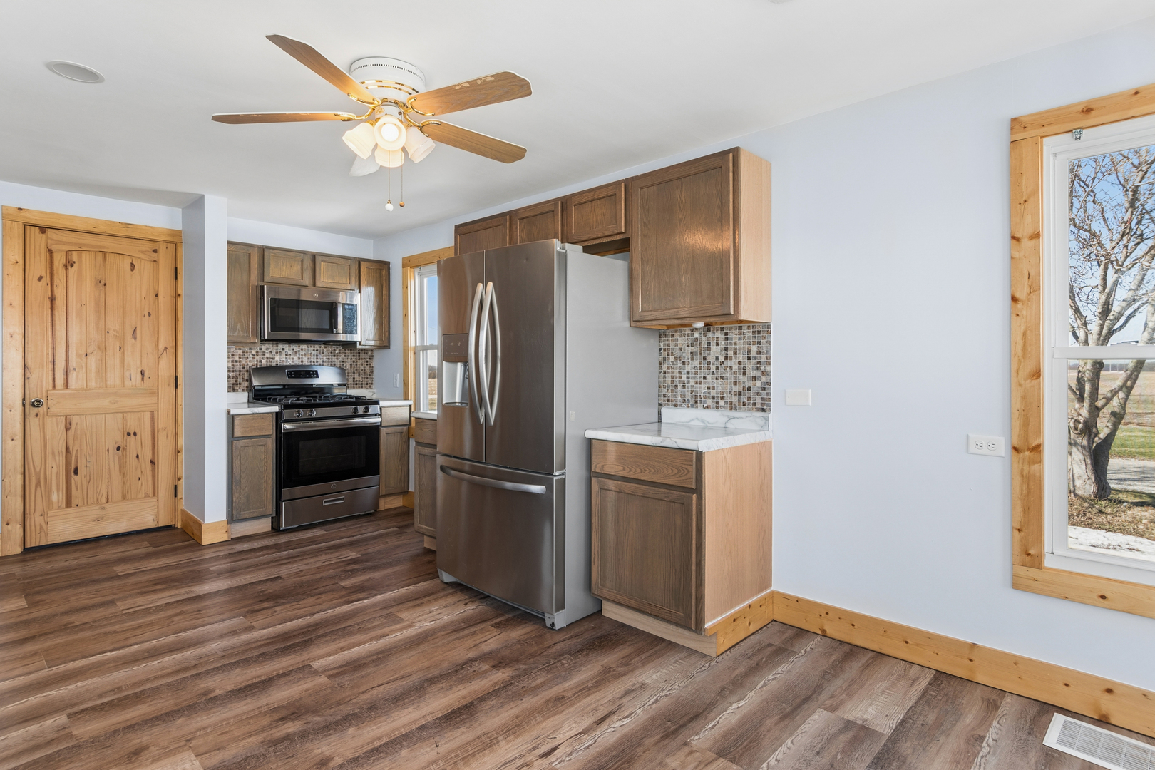 3292 East 24th Road Marseilles, IL 61341 - Photo 4 of 24