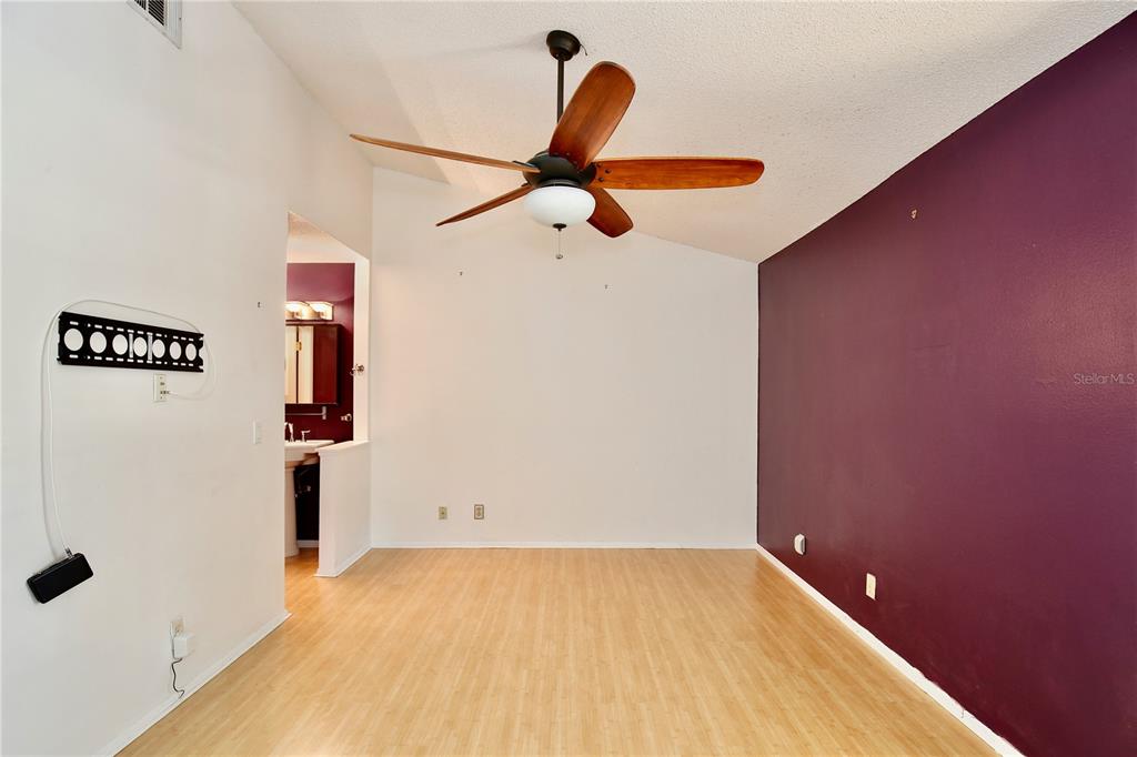 2924 Harbour Grace Court Apopka, FL 32703 - Photo 10 of 35