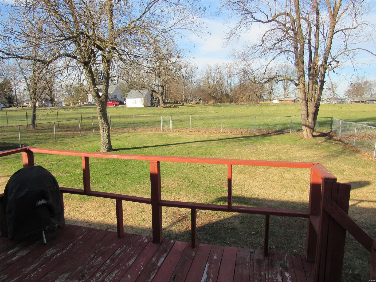 112 George Street Brighton, IL 62012 - Photo 17 of 19 Gallery Image 17