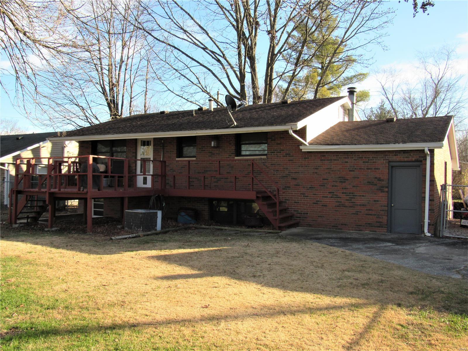 112 George Street Brighton, IL 62012 - Photo 18 of 19 Gallery Image 18