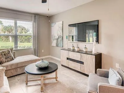 $372,000 | 943 Riviera Avenue, Sebastian, FL 32958