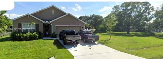 $372,000 | 943 Riviera Avenue, Sebastian, FL 32958