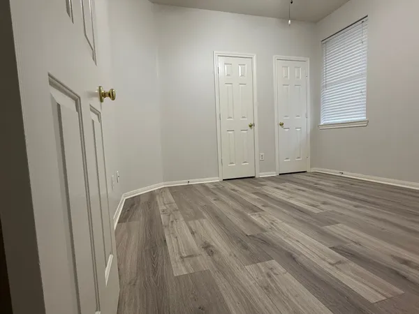 $2,400 | 3314 Worthington Drive, Pearland, TX 77584