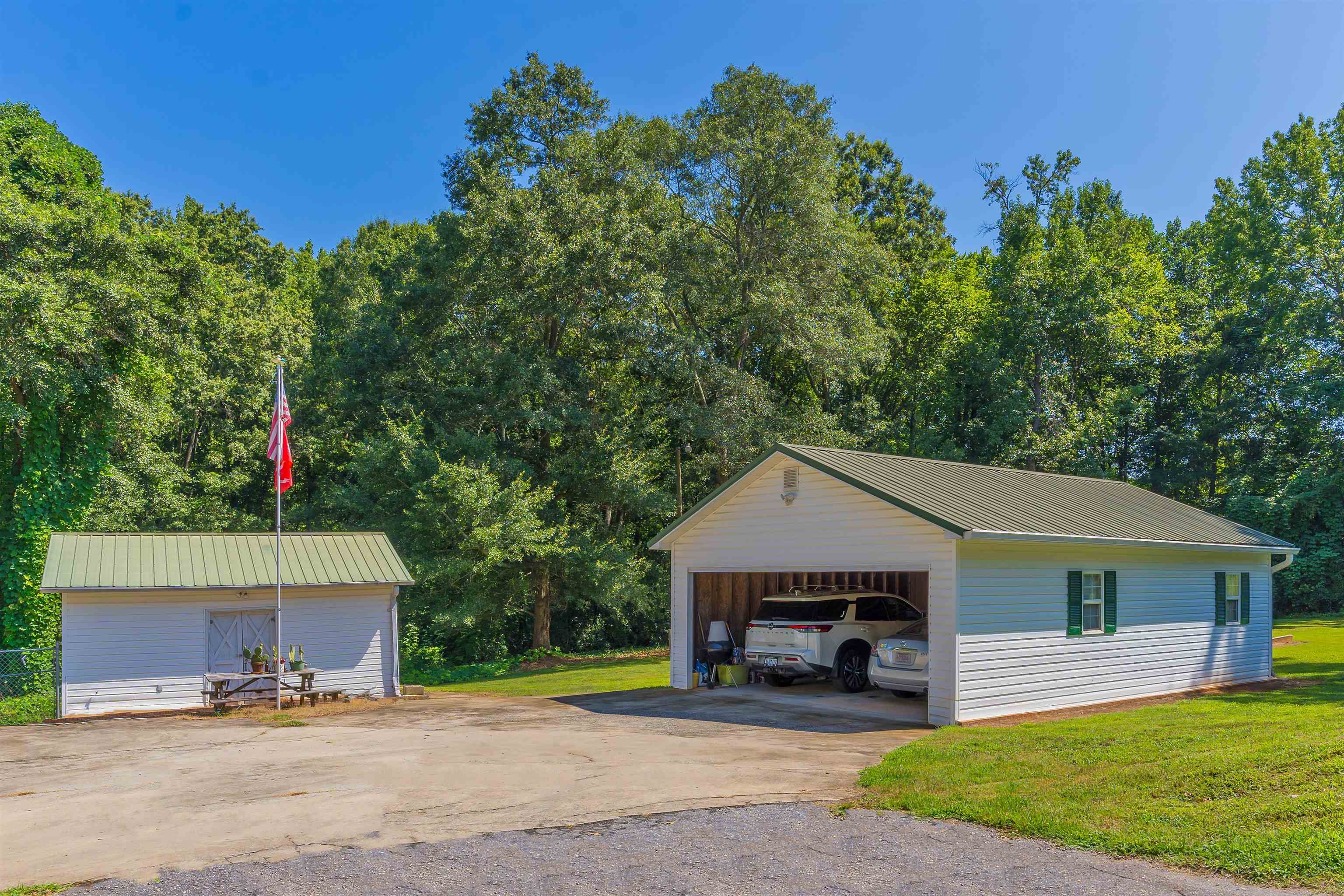 209 New Street Gaffney, SC 29340 - Photo 3 of 32