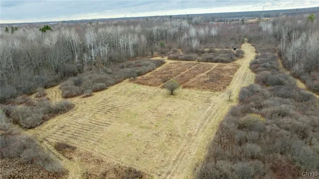 $850,000 | 6709 East Taft Road, Cicero, NY 13057