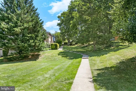 $575,000 | 6386 Patience Court, Alexandria, VA 22315