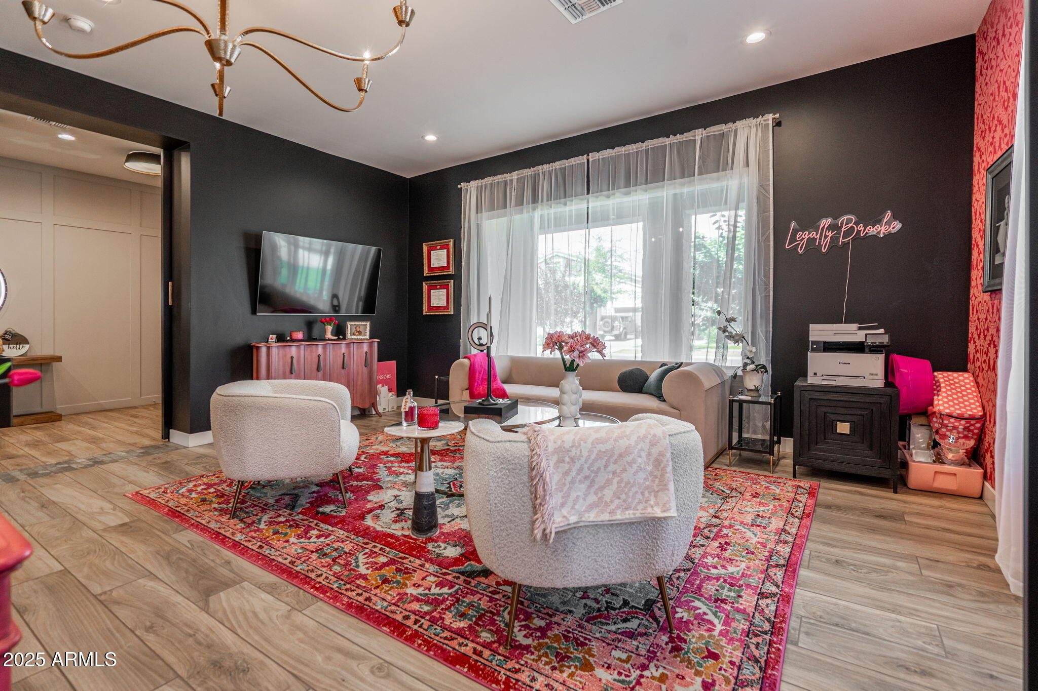 3925 East Sagebrush Street Gilbert, AZ 85296 - Photo 12 of 39 Bouje Brainstorming Area