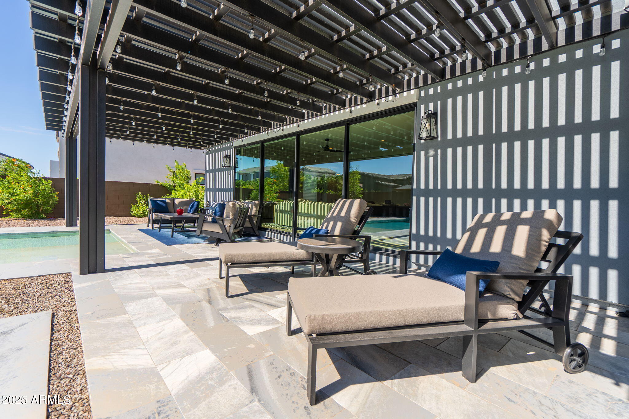 3925 East Sagebrush Street Gilbert, AZ 85296 - Photo 35 of 44 Sunbathing Paradise