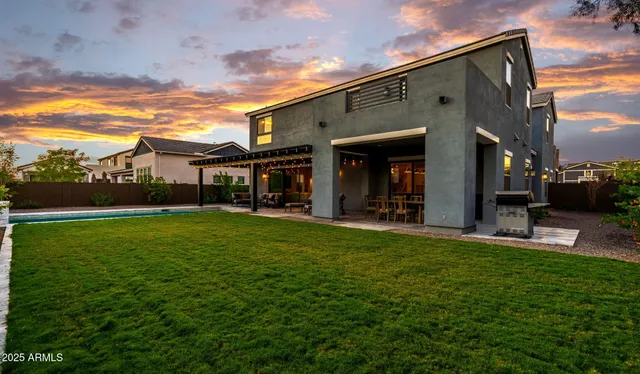 $1,900,000 | 3925 East Sagebrush Street, Gilbert, AZ 85296