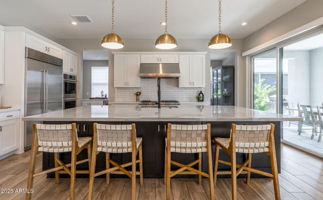 $1,900,000 | 3925 East Sagebrush Street, Gilbert, AZ 85296