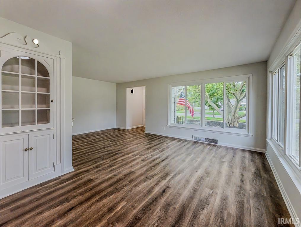 2425 Ojibway Trail Fort Wayne, IN 46809 - Photo 6 of 36