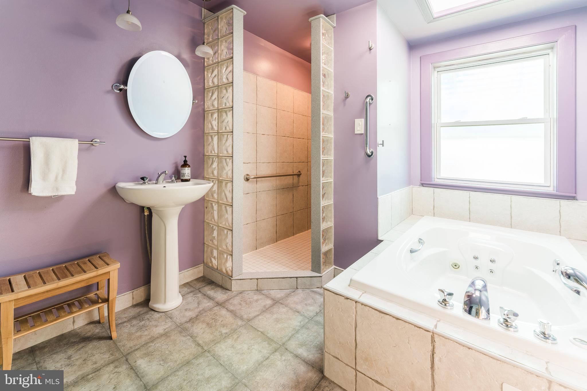 7801 Dungan Road Philadelphia, PA 19111 - Photo 17 of 37 Gallery Image 17