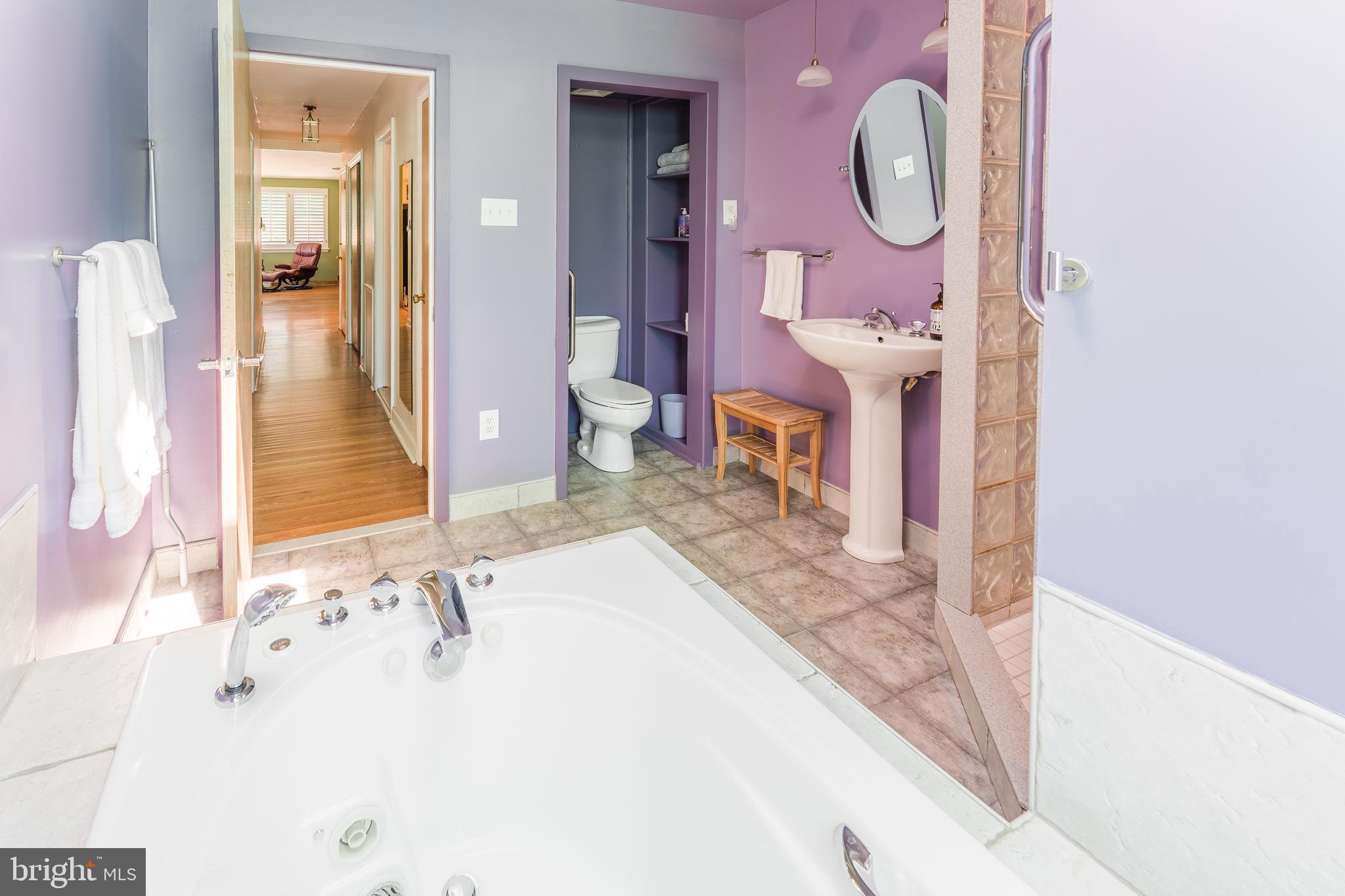 7801 Dungan Road Philadelphia, PA 19111 - Photo 19 of 37 Gallery Image 19