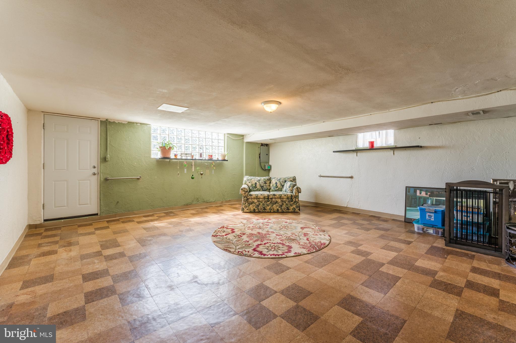 7801 Dungan Road Philadelphia, PA 19111 - Photo 20 of 37 Gallery Image 20