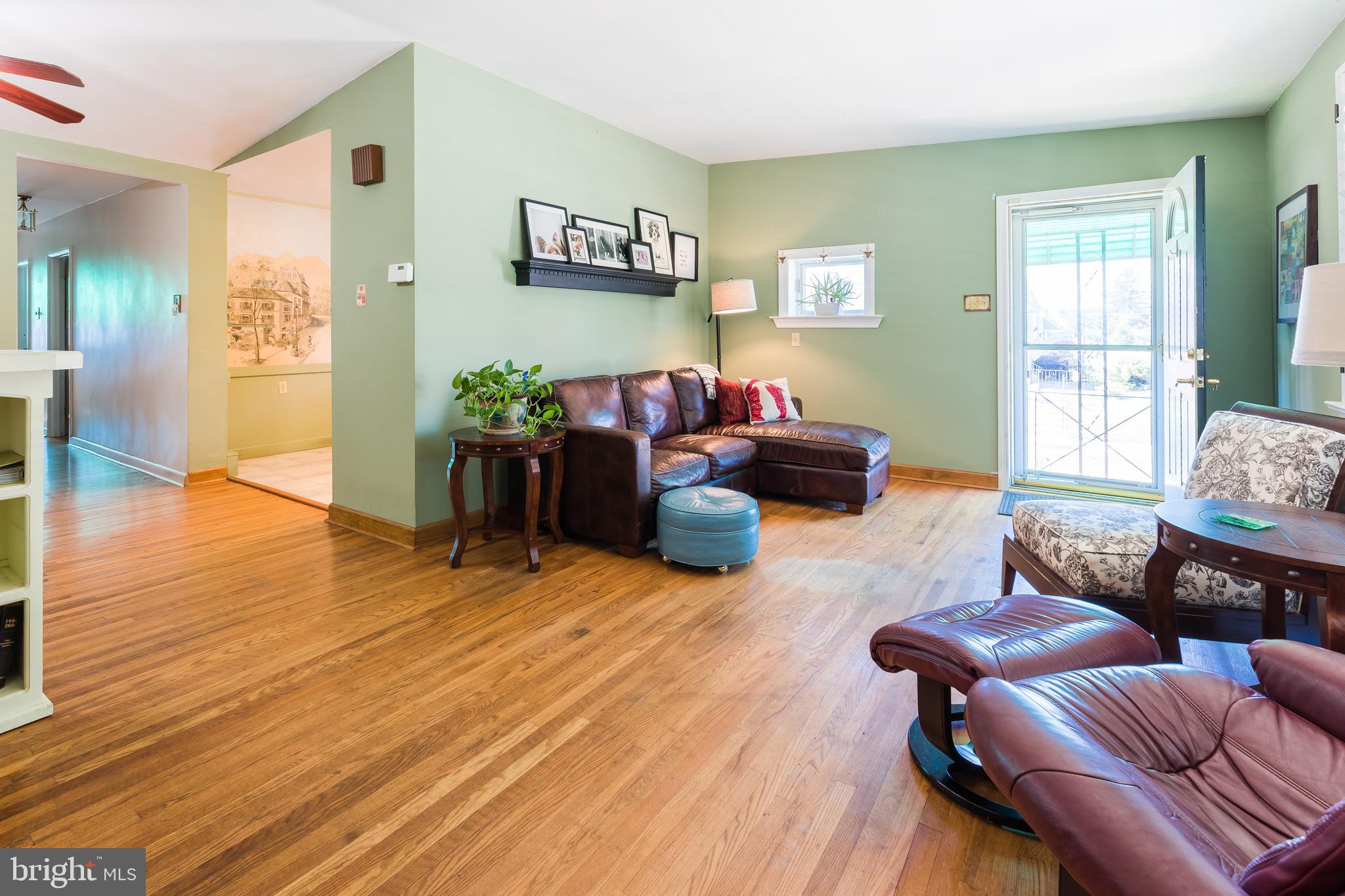 7801 Dungan Road Philadelphia, PA 19111 - Photo 6 of 37 Gallery Image 6