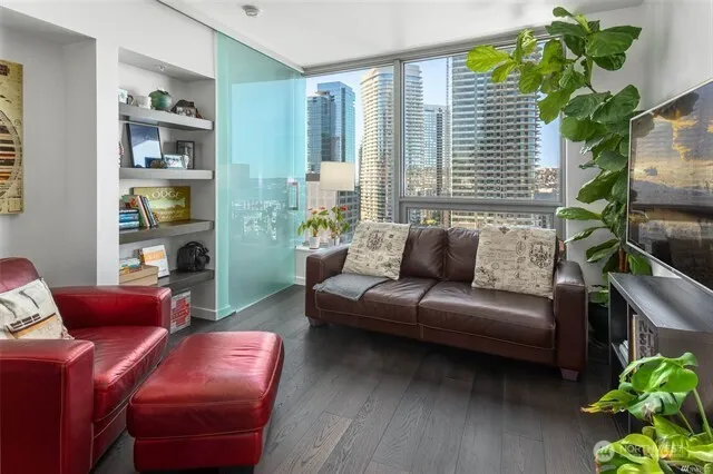 $2,850 | 1808 Minor Avenue, Unit 1607, Seattle, WA 98101