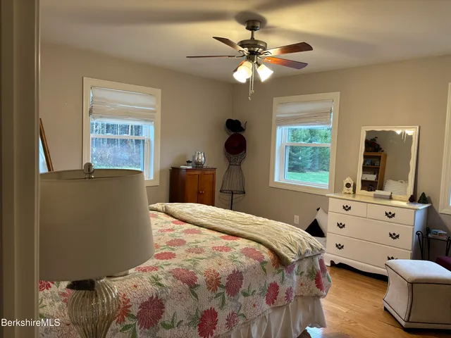 $549,900 | 558 North Main Street, Lanesborough, MA 01237