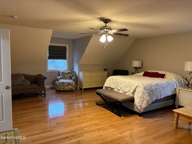 $549,900 | 558 North Main Street, Lanesborough, MA 01237