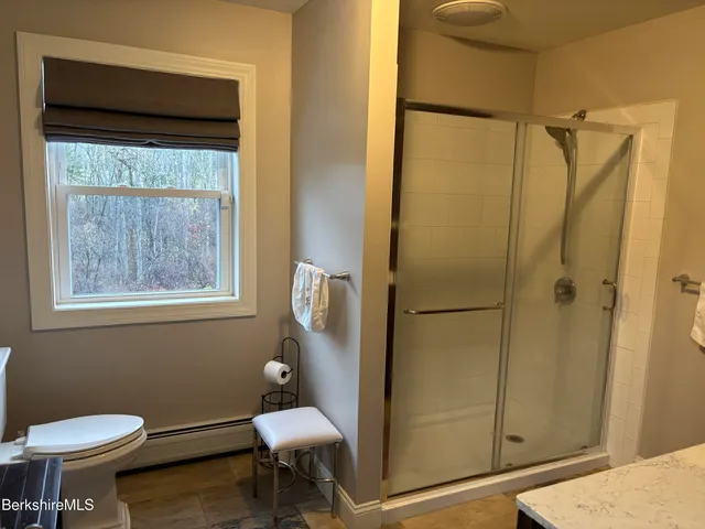 $549,900 | 558 North Main Street, Lanesborough, MA 01237