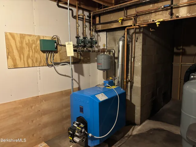 $549,900 | 558 North Main Street, Lanesborough, MA 01237