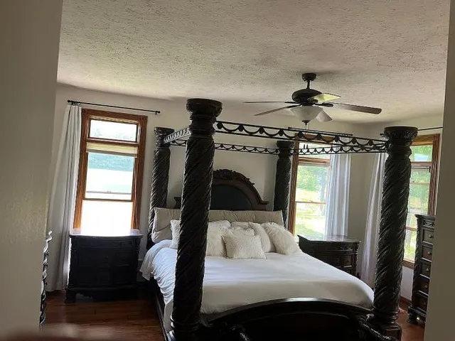 $589,000 | 84 Beacon Hill Lane, Litchfield, IL 62056