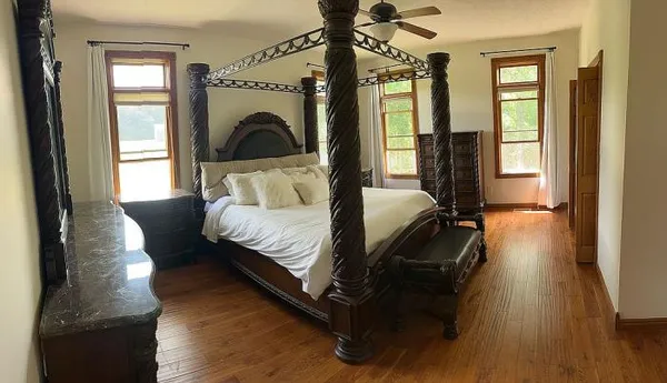 $589,000 | 84 Beacon Hill Lane, Litchfield, IL 62056