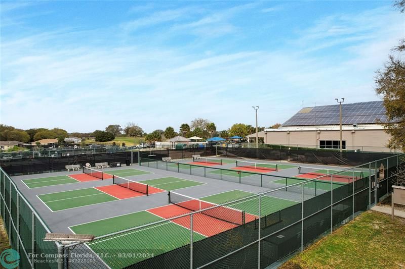 9857 Southwest 99th Loop Ocala, FL 34481 - Photo 33 of 45