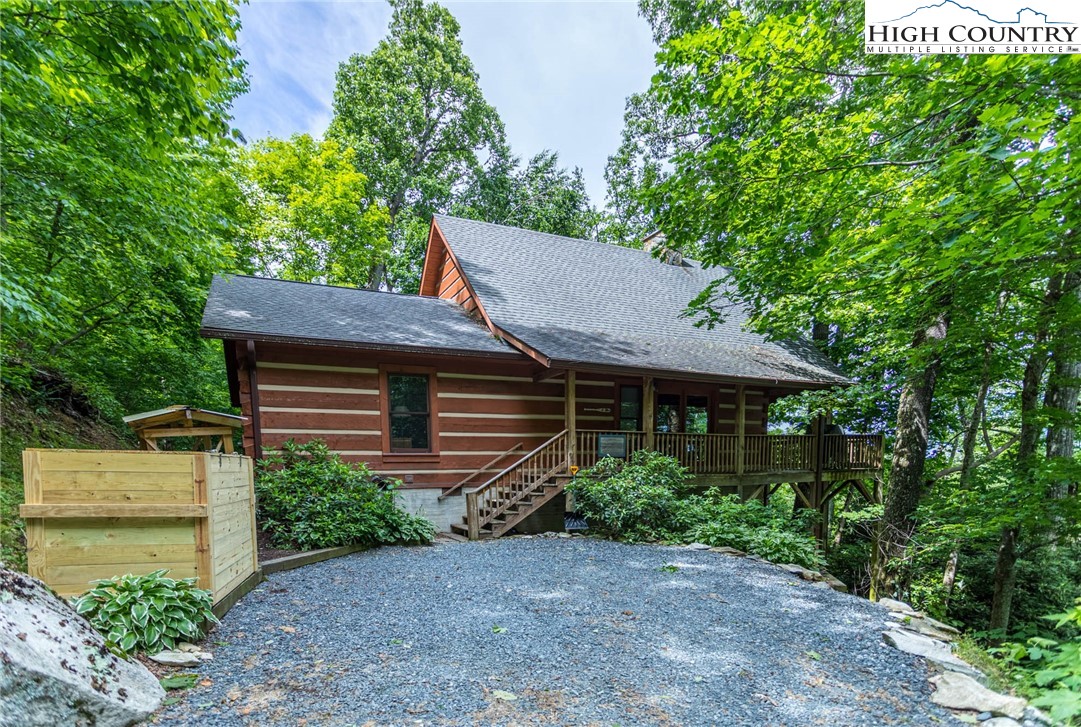1335 Nettles Ridge Road Banner Elk, NC 28604 - Photo 1 of 39 Gallery Image 1