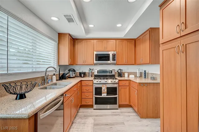 $579,999 | 345 Templeton Drive, Henderson, NV 89074