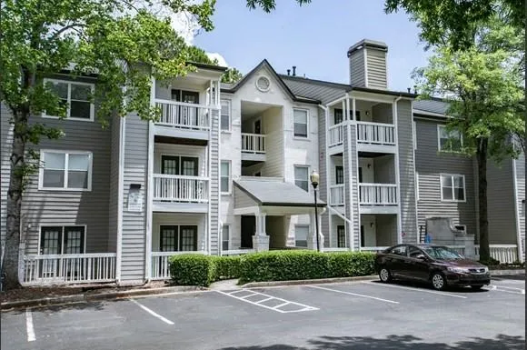 $1,414 | 100 Dunwoody Gables Drive, Unit 4D110, Dunwoody, GA 30338