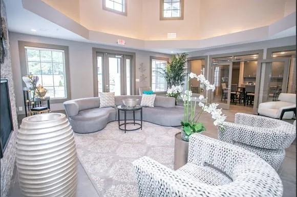 $1,414 | 100 Dunwoody Gables Drive, Unit 4D110, Dunwoody, GA 30338