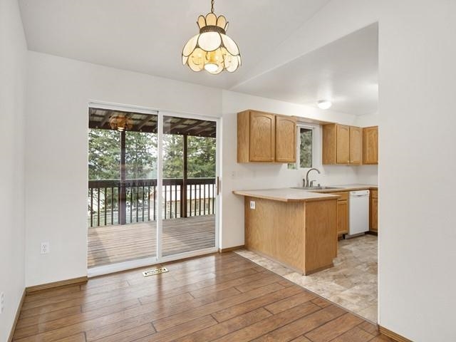 37427 North Sheets Road Elk, WA 99009 - Photo 8 of 50