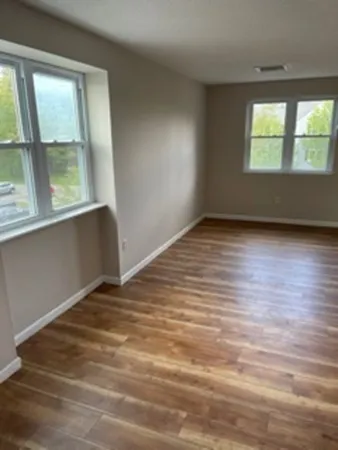 $2,300 | 10 Longworth Avenue, Unit 24, Brockton, MA 02301