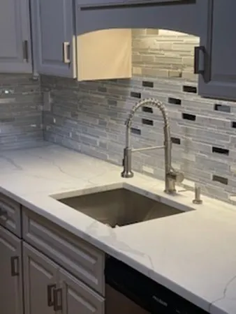 $2,300 | 10 Longworth Avenue, Unit 24, Brockton, MA 02301