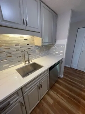 $2,300 | 10 Longworth Avenue, Unit 24, Brockton, MA 02301