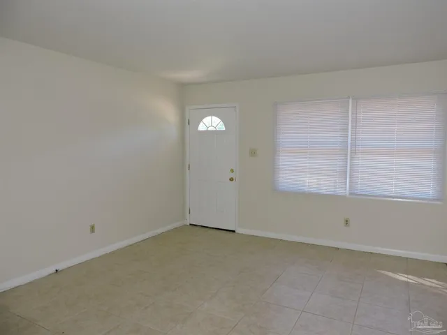 $1,400 | 7104 Whirlybird Avenue, Pensacola, FL 32504