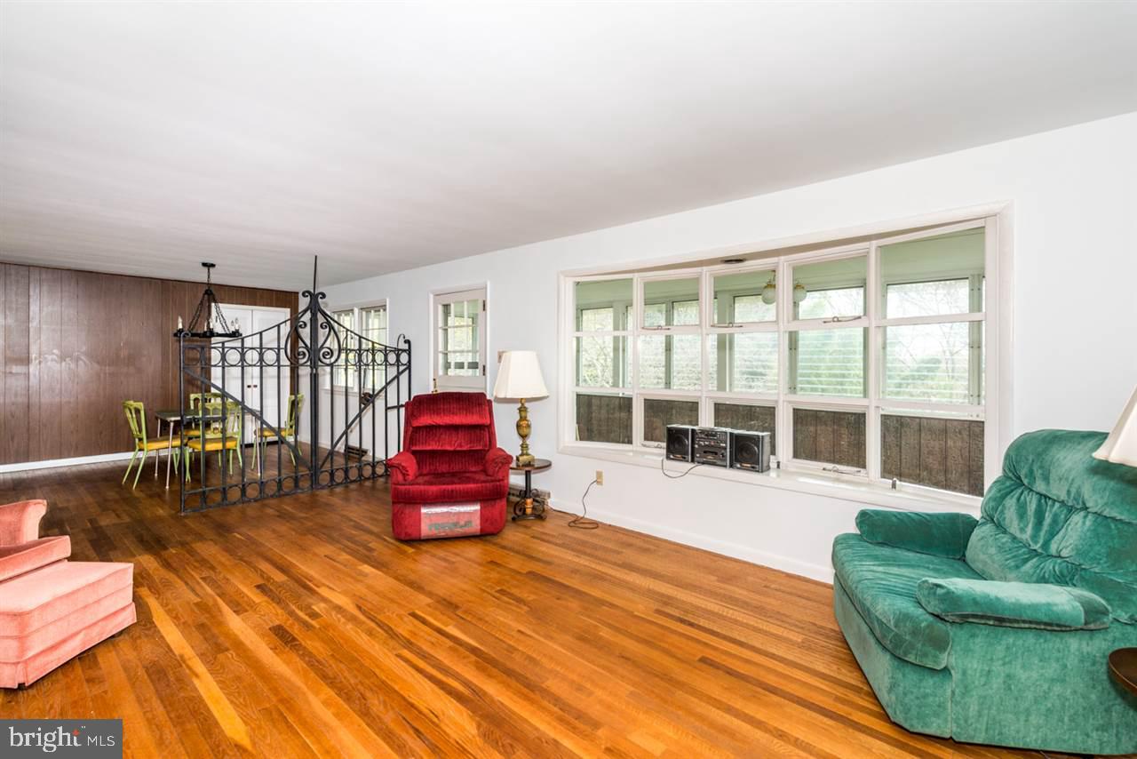 1910 Alcott Road York, PA 17406 - Photo 14 of 25 Gallery Image 14