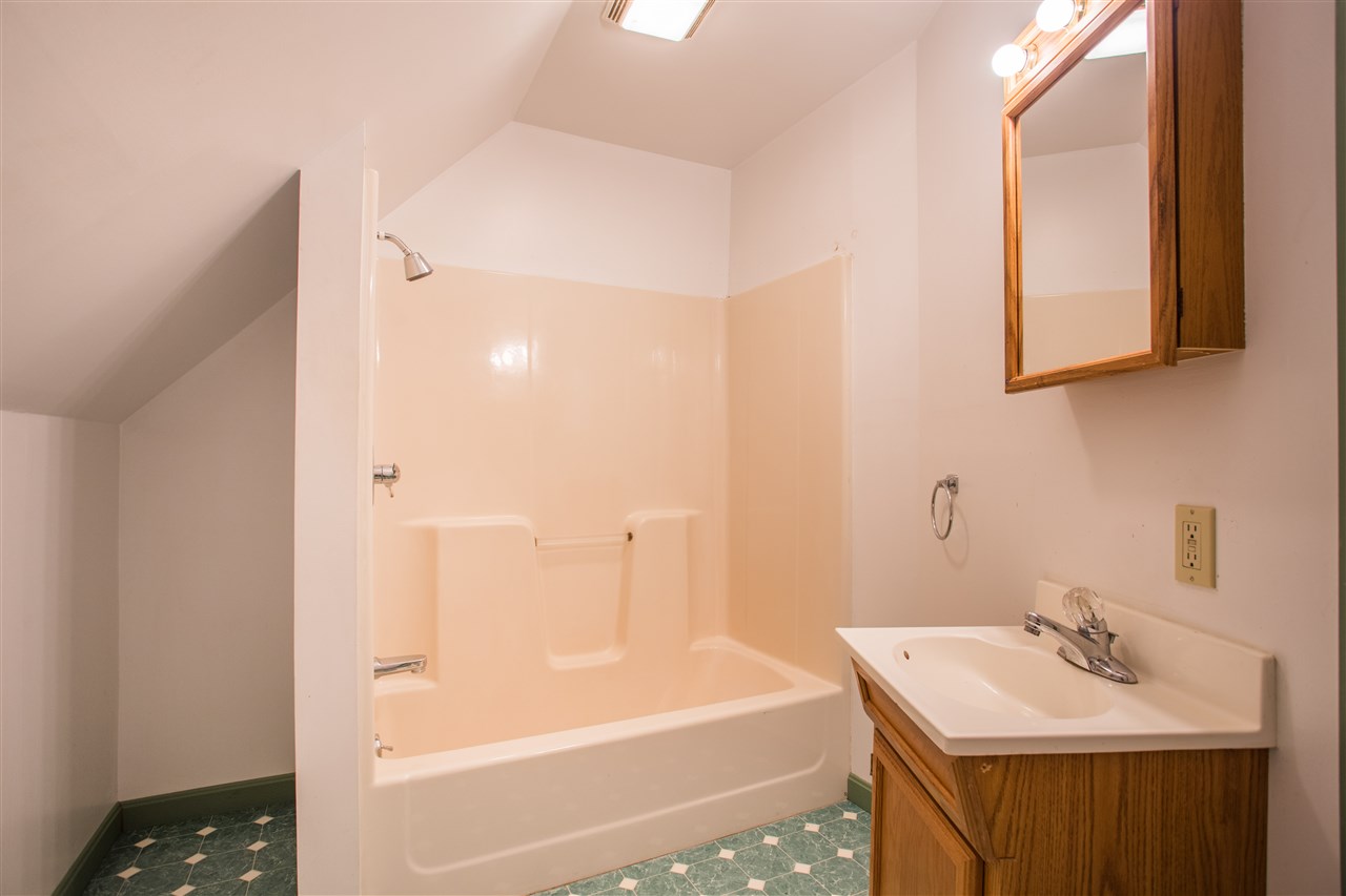 147 Old Dover Road Rochester, NH 03867 - Photo 14 of 17