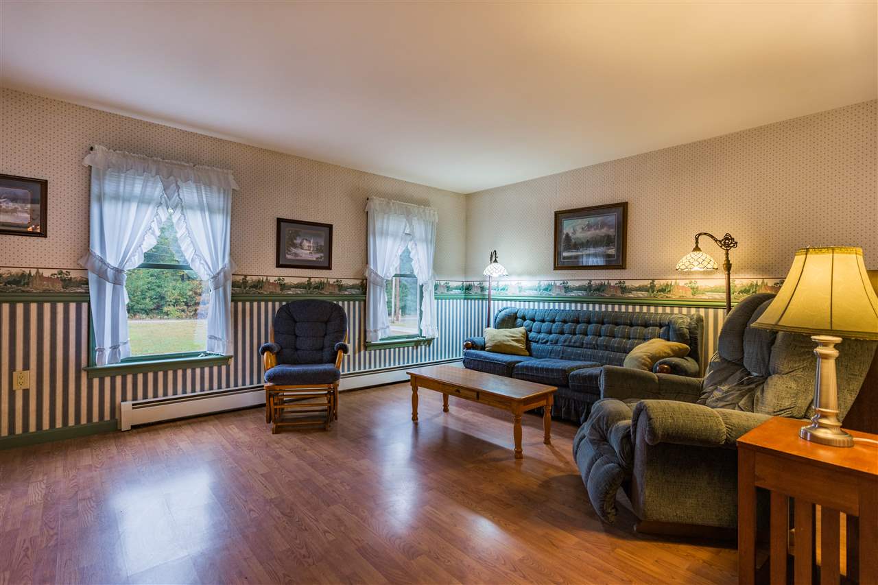 147 Old Dover Road Rochester, NH 03867 - Photo 8 of 17