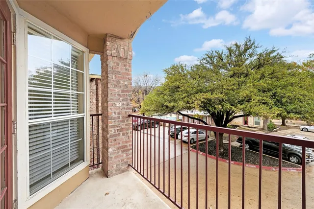 $1,195 | 6804 North Capital Of Texas Highway, Unit 621, Austin, TX 78731